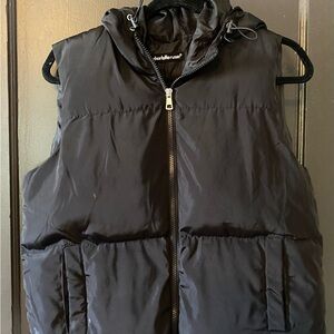 Charlotte Russe Black Quilted Vest